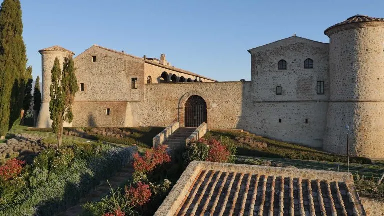 Credits: www.archos.it/it/archos/progetti/castello-di-colle-massari/