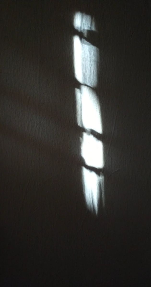 Luce sul muro